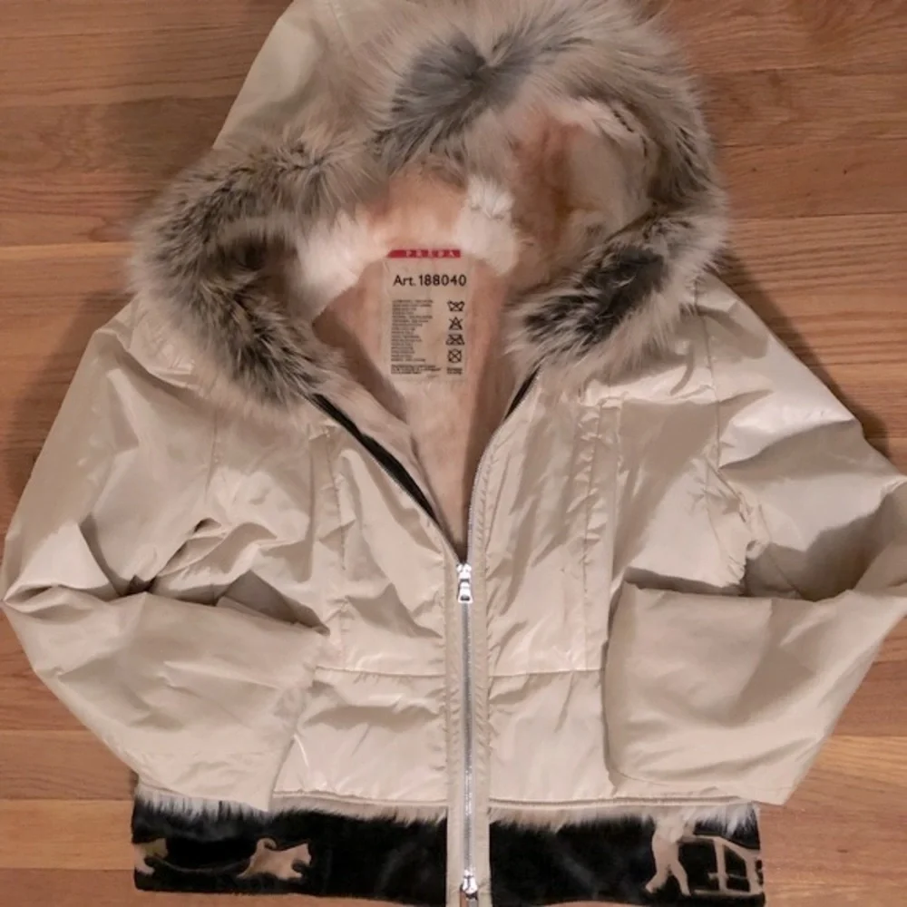 Prada fur lined hooded jacket - Picture 2 of 8